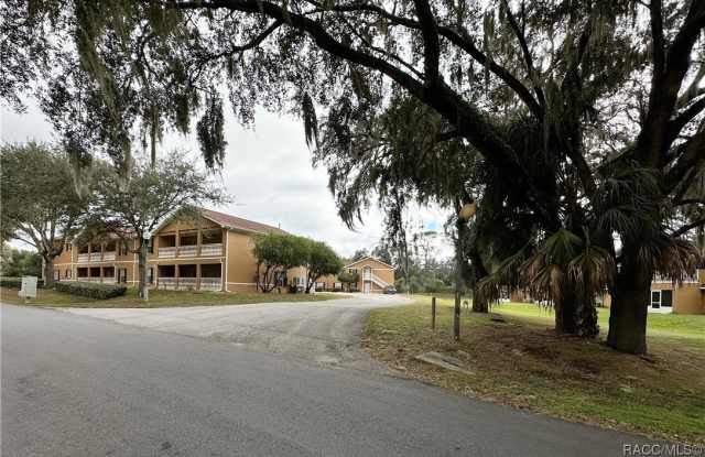 4450 E windmill Drive unit: 107 photos photos