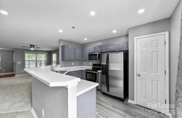 17562 Caldwell Track Drive photos photos