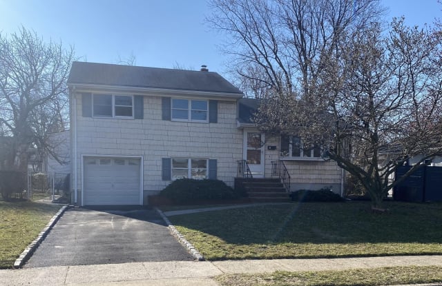 6 Singleton Street - 6 Singleton Street, Sayreville, NJ 08879
