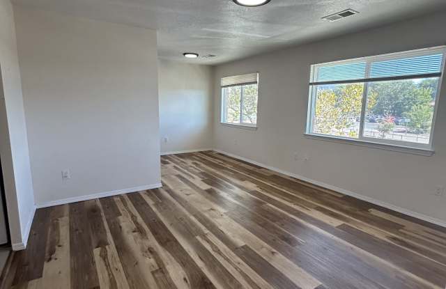 10729 Prospect Avenue Northeast - D photos photos