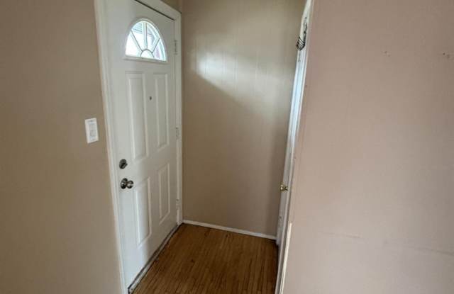 25271 Cole Gallery 4