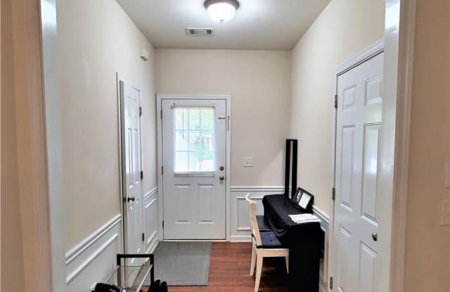 3645 Postwaite Circle Gallery 4