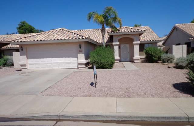SOUGHT AFTER COMMUNITY OF SUPERSTITION SPRINGS VILLAGE photos photos