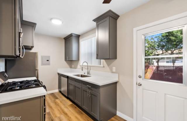 2793 Glenwood Place Gallery 3