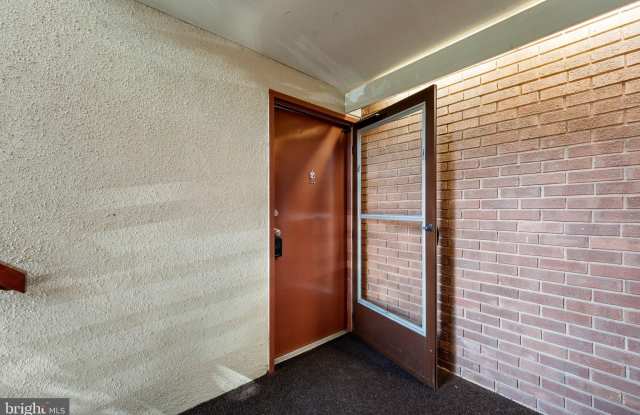 5715 HARPERS FARM Road Gallery 2