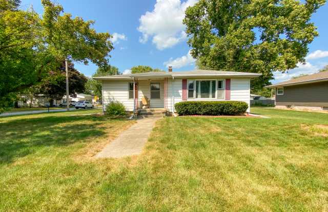 2804 West John Street - 2804 West John Street, Champaign, IL 61821