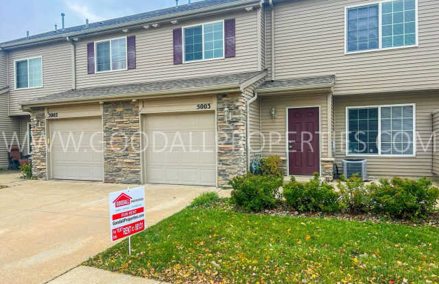 Wonderful 2 Bedroom, 2 Bath Townhome in Norwalk photos photos