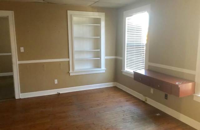 2007 apalachee parkway Gallery 3