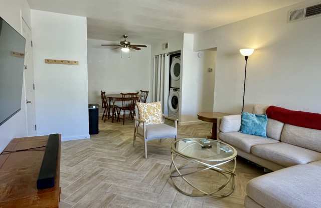 5877 North Granite Reef Road Gallery 2