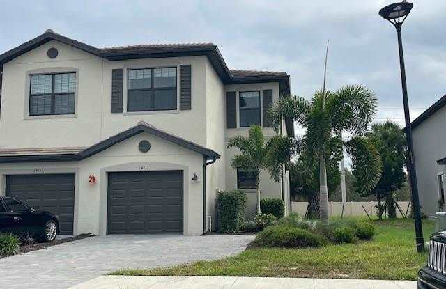 14111 Pine Lodge Ln photos photos