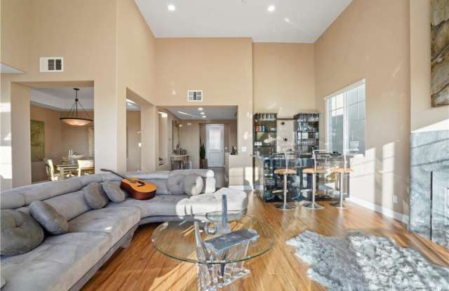 5672 Como Circle photos photos