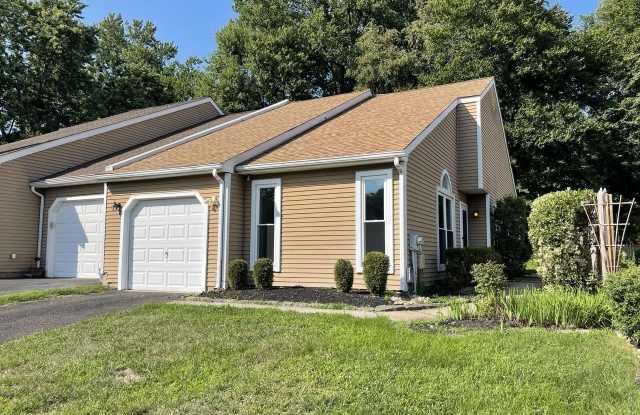 294 WOODS EDGE Place Gallery 1
