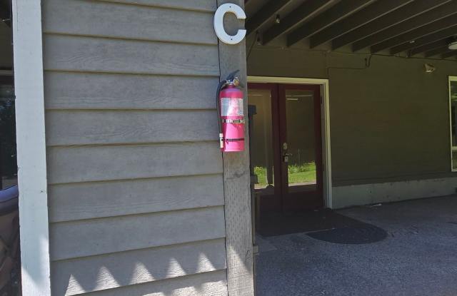 Cozy 1-Bedroom Rental Near Alderwood Mall  Light Rail photos photos