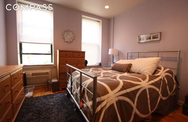 423 East 75th Street photos photos