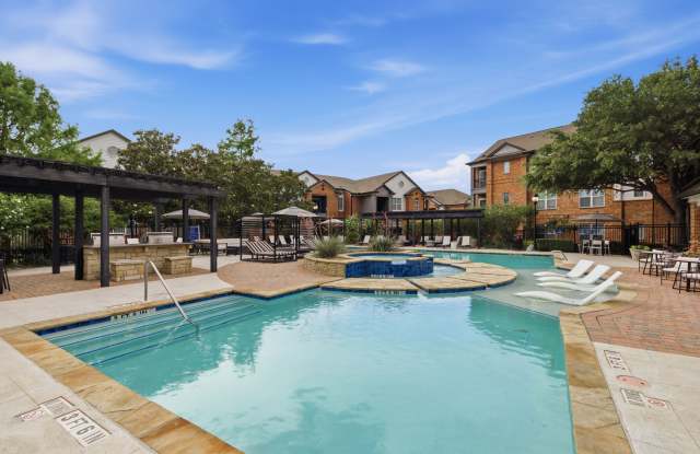 Vista 121 Apartment Homes Gallery 3