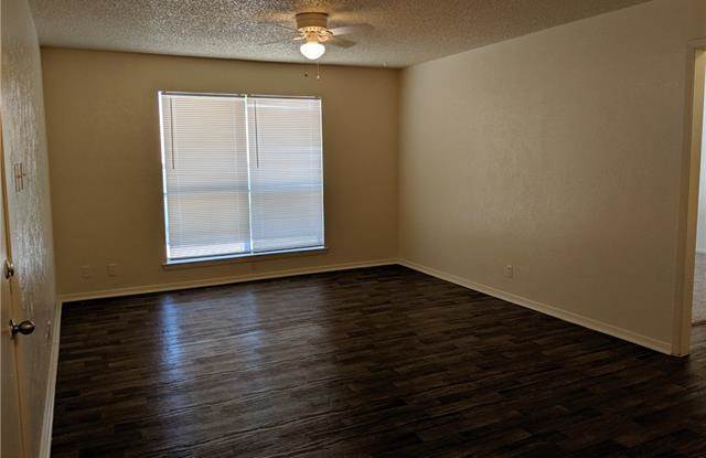 2643 W Randol Mill Road Gallery 4