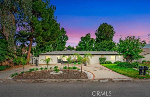 22908 Leonora Drive photos photos
