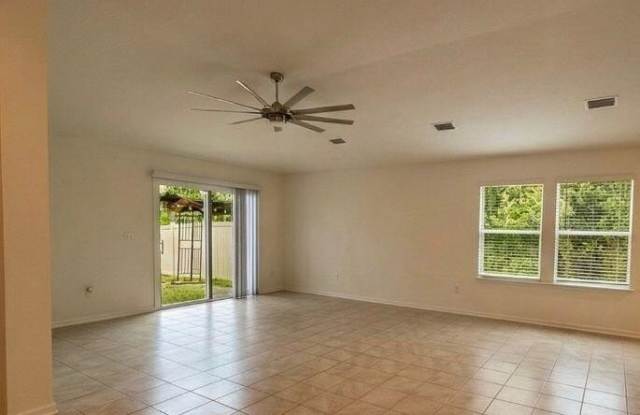 3089 Lucille Lane Gallery 2