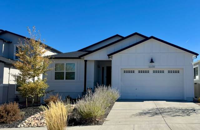 Gorgeous 4 bedroom home in Cumbre Vista - 6608 Cumbre Vista Way, Colorado Springs, CO 80924
