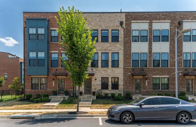 Welcome to your dream townhome - Spacious 3BR Townhome in Suitland - 4733 Towne Park Road, Suitland, MD 20746