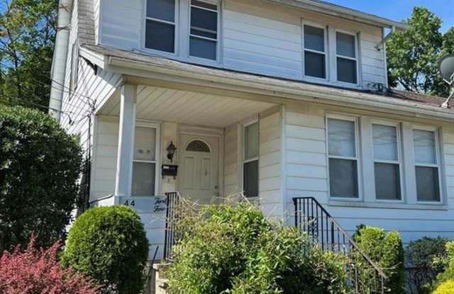 44 Hickory Avenue photos photos