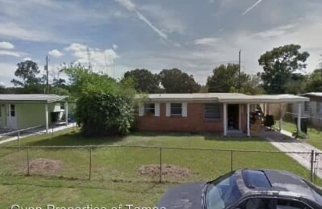 6810 W Burke St - 6810 West Burke Street, Town 'n' Country, FL 33634