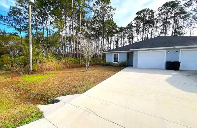 Roomy 3 Bed 2 Bath Duplex Home for Rent w LAWN CUTTING INCLUDED! photos photos