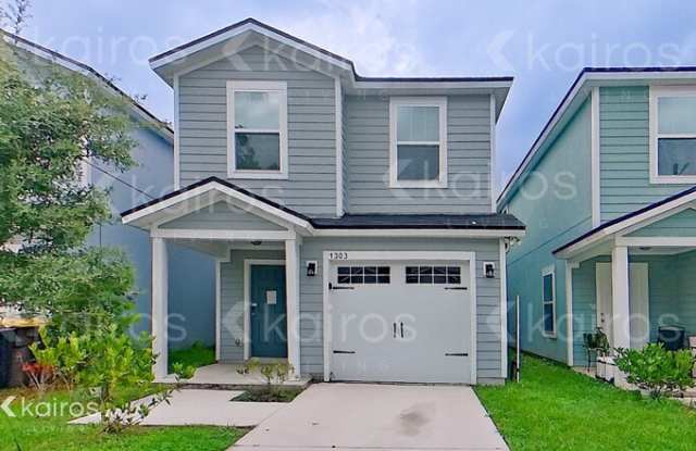 1303 Mull Street photos photos