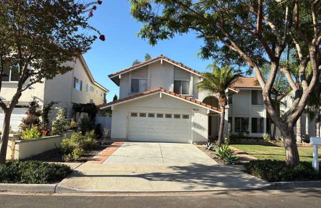 Spacious 5 bedroom 2 1/2 bathroom Westpark home photos photos