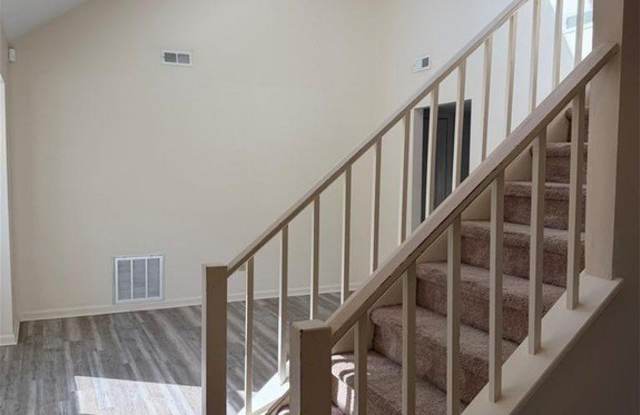 139 Springdale Way Gallery 3