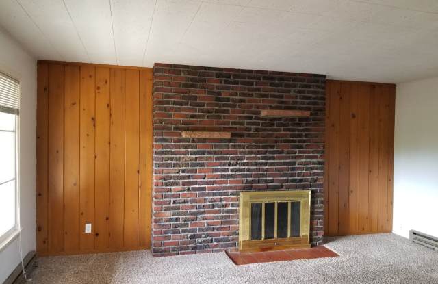 Near Franklin Park 2 br 1ba, stacked washer/dryer included. photos photos Near Franklin Park 2 br 1ba, stacked washer/dryer included. photos photos