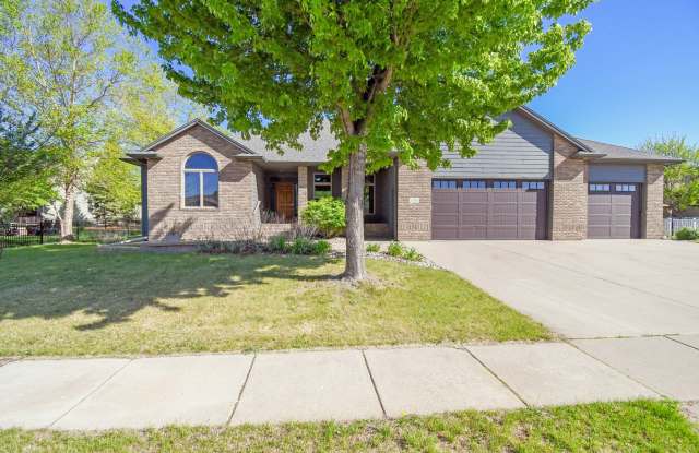 Spacious 5-Bedroom Ranch in the Harrisburg School District! photos photos