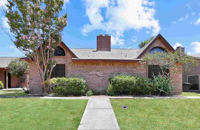 5209 Canyon Creek Dr Gallery 1