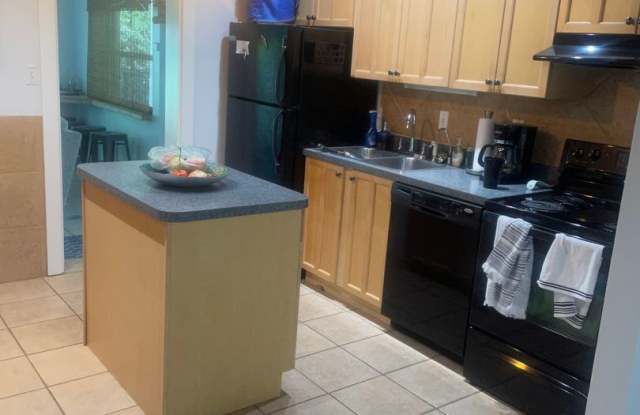 428 Court St photos photos