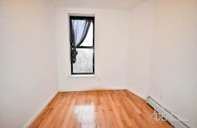 471 5th Avenue Gallery 2