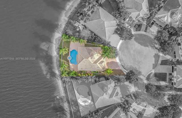 5028 SW 170th Ave photos photos