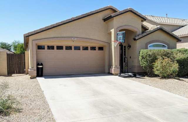 3-bed plus den or 4-bedroom in San Tan Valley photos photos