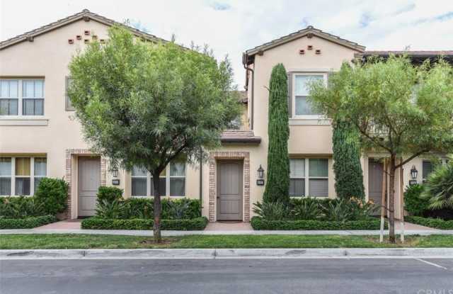 207 Kempton - 207 Kempton, Irvine, CA 92620