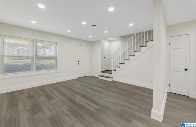 1701 VALLEY AVENUE Gallery 3