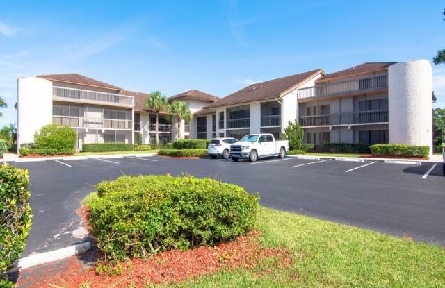 3200 Twin Lakes Terrace Gallery 2