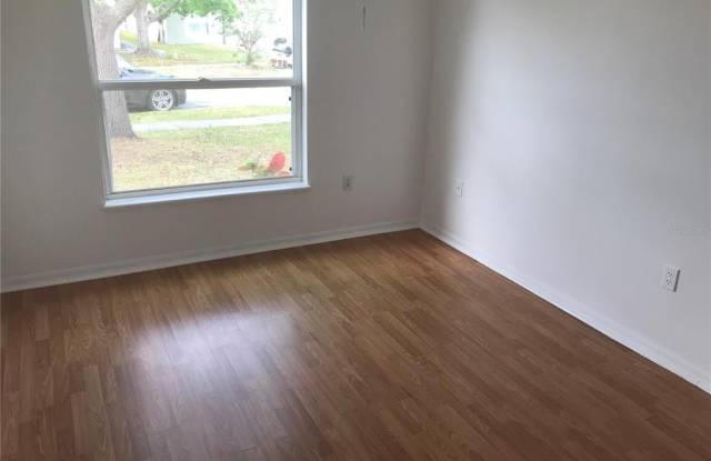12812 PARKBURY DRIVE Gallery 4