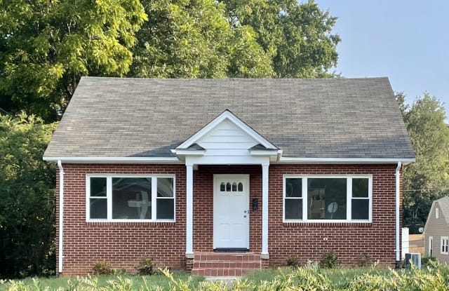 434 North Green Street - 434 North Green Street, Morganton, NC 28655