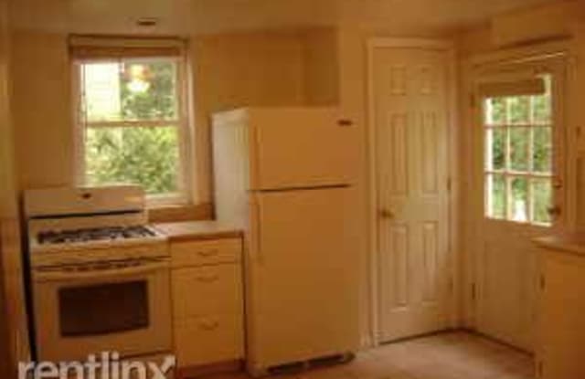 1206 Cherry Ave - 1206 Cherry Avenue, Charlottesville, VA 22903