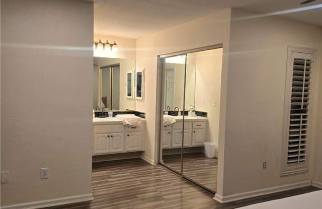 4406 Sea Harbour Gallery 4