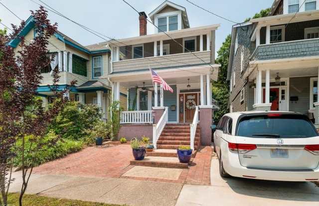 4303 Colonial Avenue Gallery 3