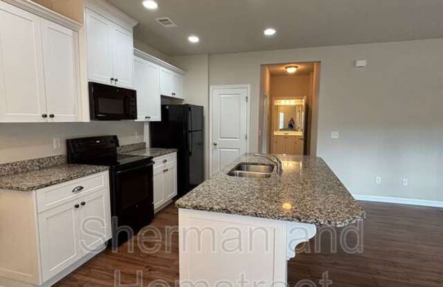 601 Joiner Circle Gallery 4