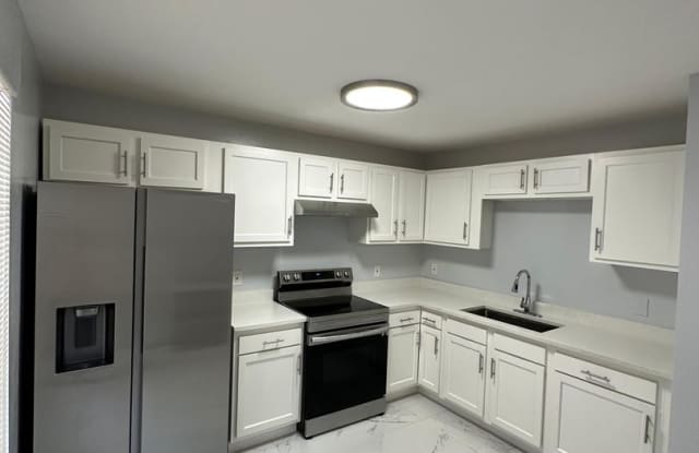 Fully renovated 3/2 Single-Family Home Available for Immediate rent! photos photos Fully renovated 3/2 Single-Family Home Available for Immediate rent! photos photos