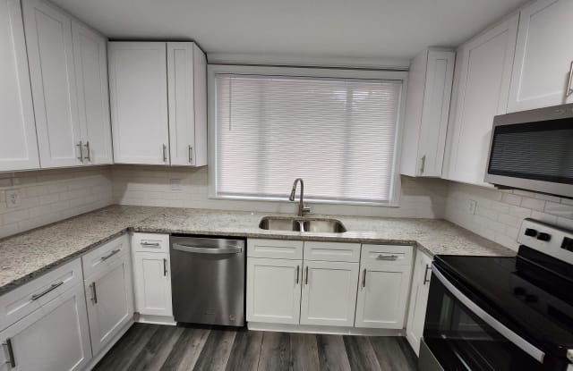 131 Alexandria St photos photos