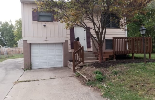 18309 E Shoshone Dr - 18309 Shoshone Drive, Jackson County, MO 64058