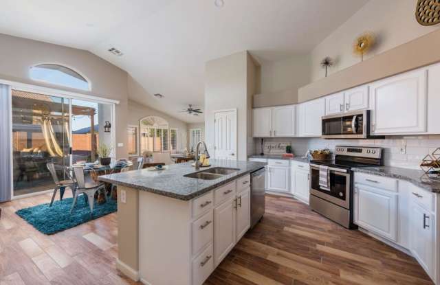 696 W MINTON Drive Gallery 4